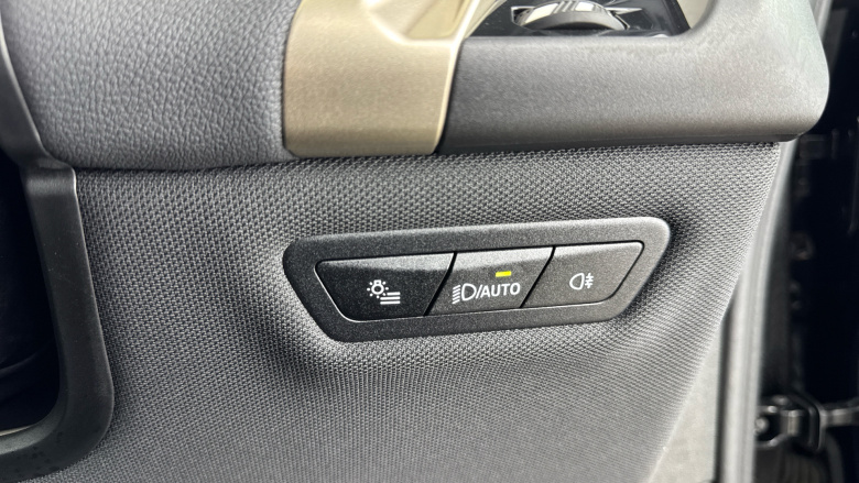 BMW iX 240kW xDrive40 M Sport 76.6kWh 5dr Auto Electric Estate